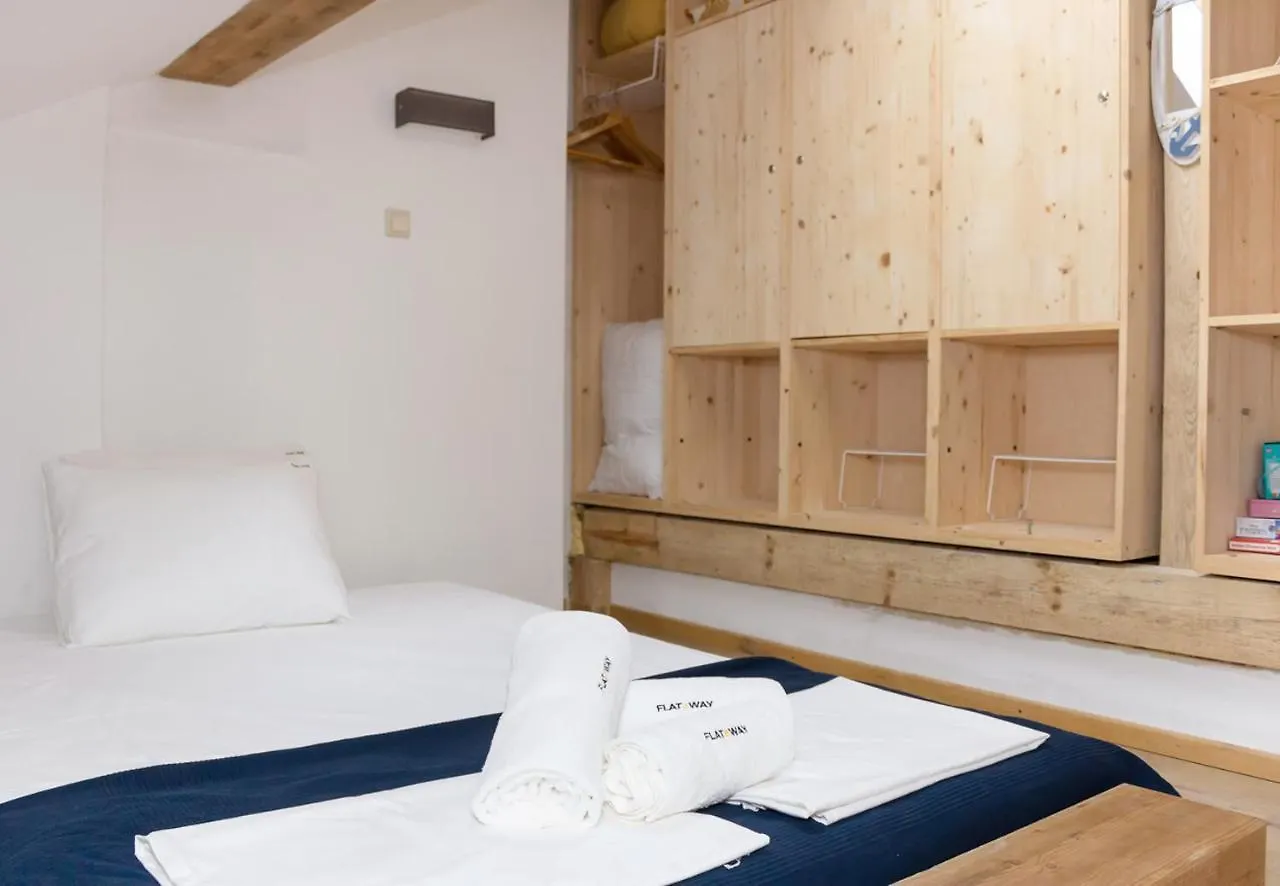 Lovely 1Bd Atelier With Top Central Location Varna Bulgaria